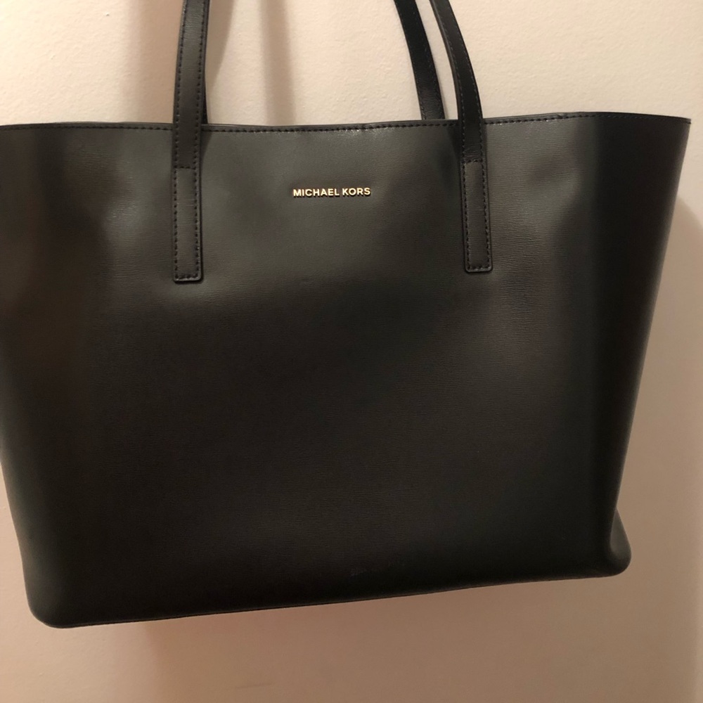 Michael Kors black leather totes bag